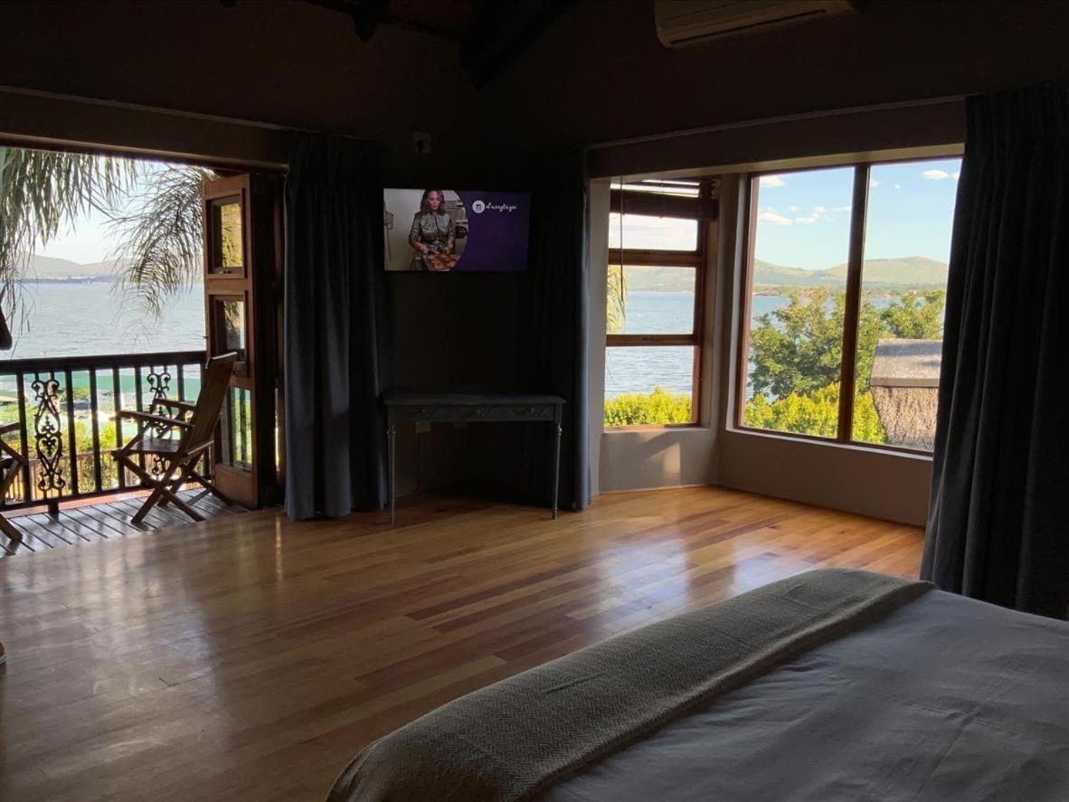 Marina Views Guesthouse Hartbeespoort Esterno foto