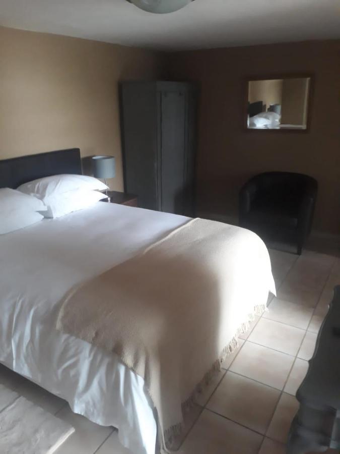 Marina Views Guesthouse Hartbeespoort Esterno foto